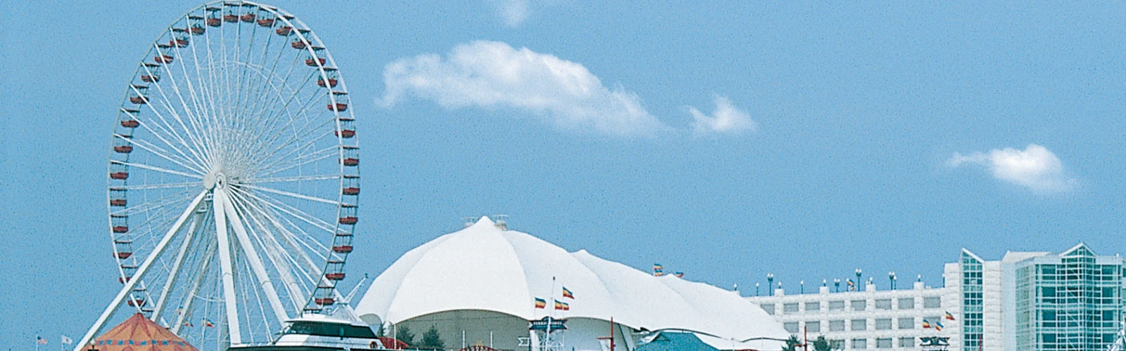 Navy Pier Getaway: Where to Stay for the Ultimate Chicago Experience
