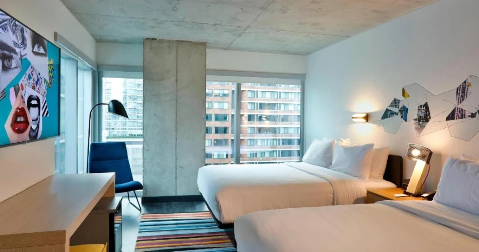 Where to Stay in Chicago: Hotels with Stunning Views of Navy Pier
