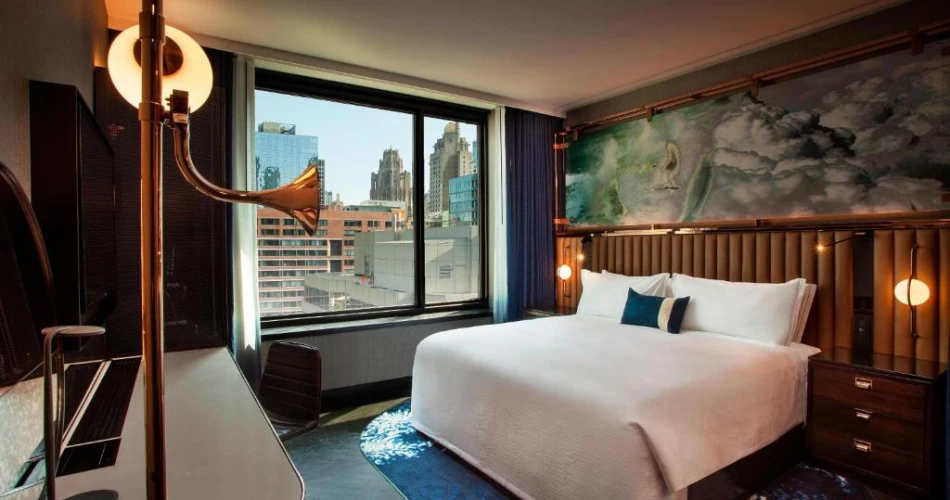 Where to Stay in Chicago: Hotels with Stunning Views of Navy Pier
