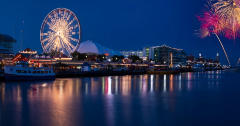 Luxury and Relaxation: Hotels Near Navy Pier Featuring Refreshing Pools