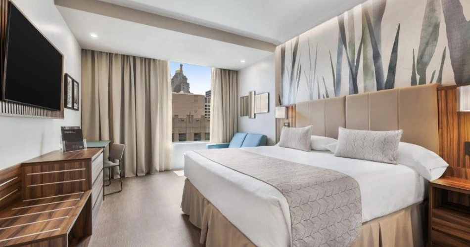 Navy Pier Getaway: Where to Stay for the Ultimate Chicago Experience
