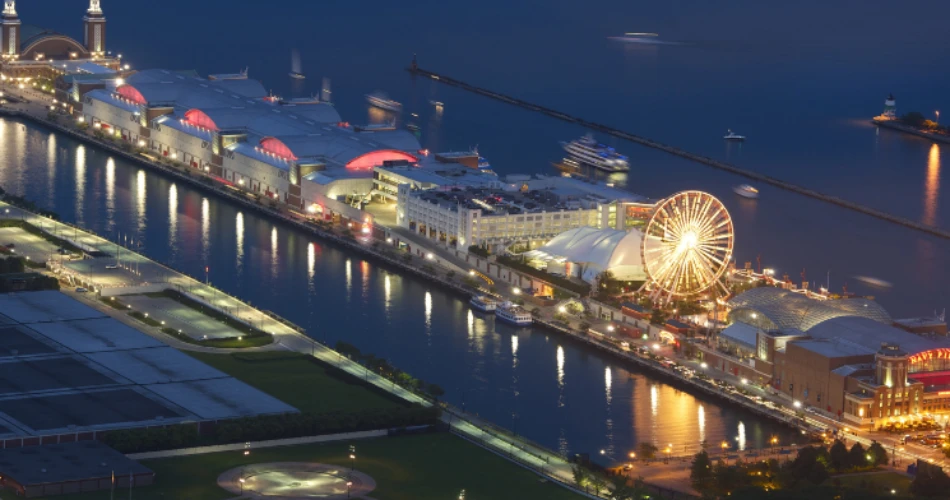 Relax in Luxury: The Best Hotels Near Navy Pier With Indoor Pool
