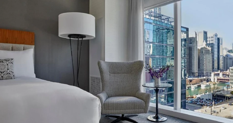 Relax in Luxury: The Best Hotels Near Navy Pier With Indoor Pool
