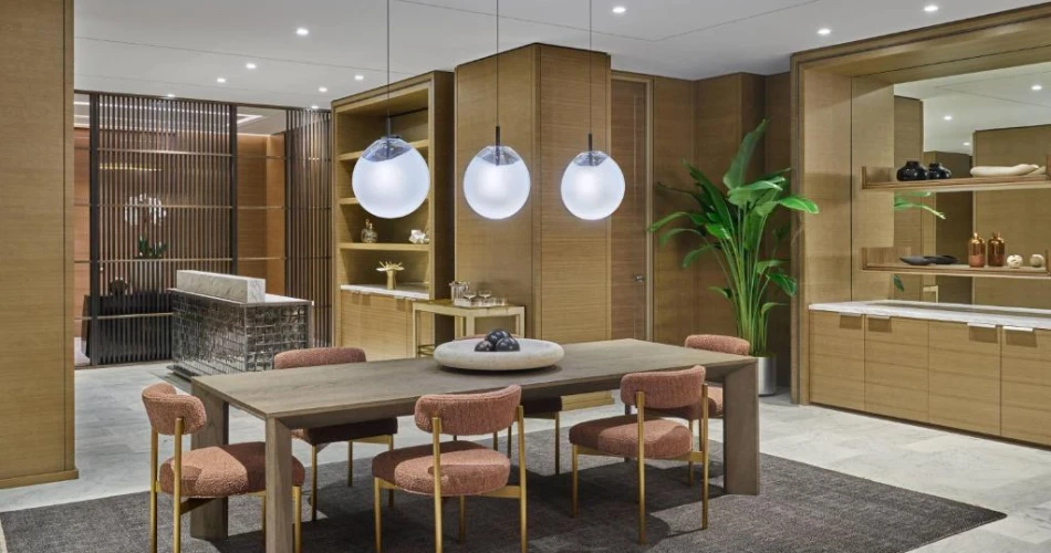 Relax in Luxury: The Best Hotels Near Navy Pier With Indoor Pool
