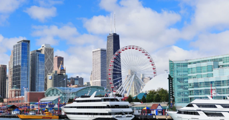 Stay and Play: Best Hotels Near Navy Pier for Families and Couples