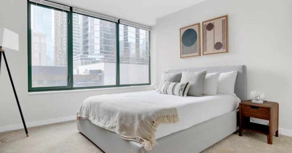 Chicago’s Waterfront Gems: 14 Hotels Near Navy Pier You’ll Love
